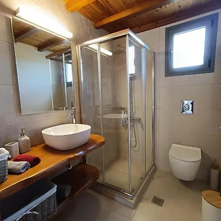 Villa Alia Stone Villa-ideal For Families-heated Pool *