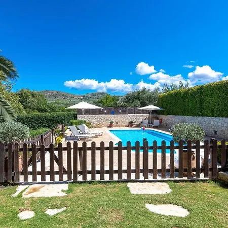 Alia Stone Villa-ideal For Families-heated Pool Villa *