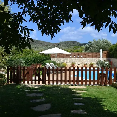 Alia Stone Villa-ideal For Families-heated Pool Villa *