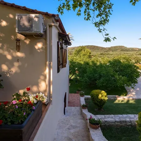 Villa Alia Stone Villa-ideal For Families-heated Pool *