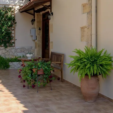 Alia Stone Villa-ideal For Families-heated Pool Nohia