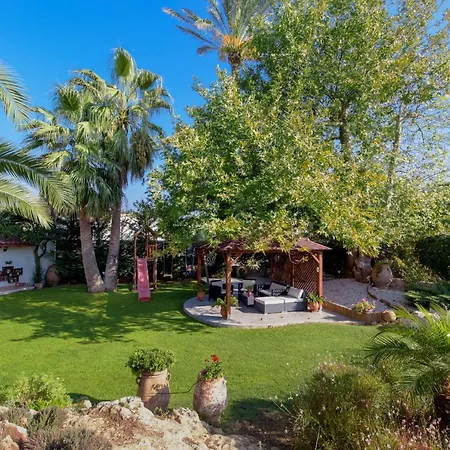 Alia Stone Villa-ideal For Families-heated Pool Villa *